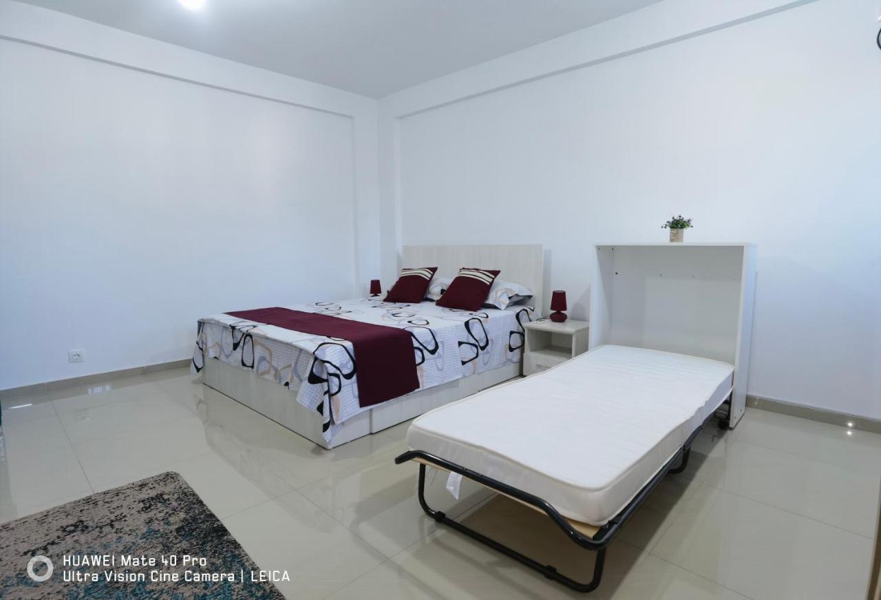 Appartamento Garsoniera De La Mare Mangalia Esterno foto