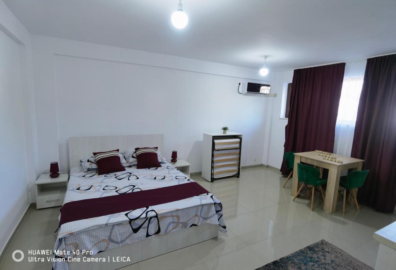 Appartamento Garsoniera De La Mare Mangalia Esterno foto