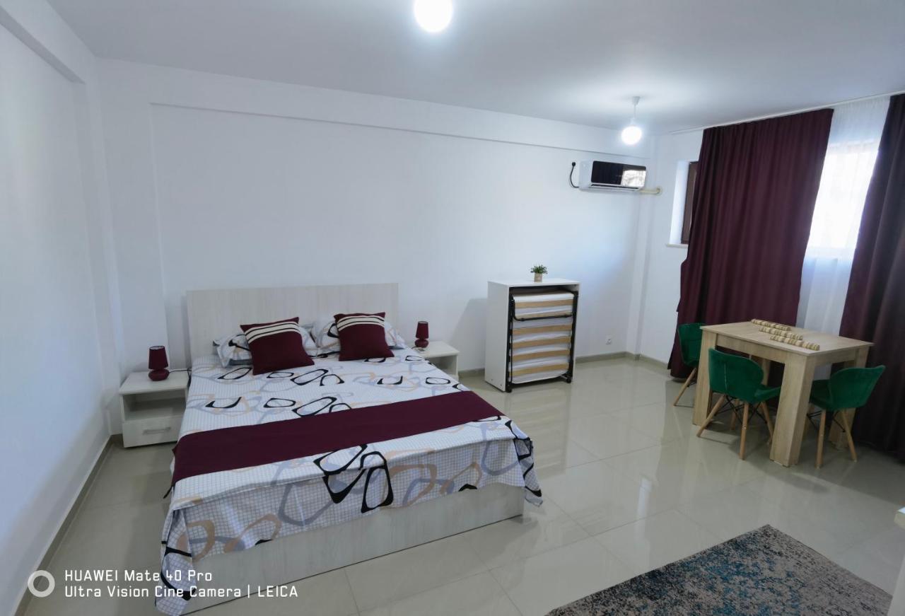 Appartamento Garsoniera De La Mare Mangalia Esterno foto