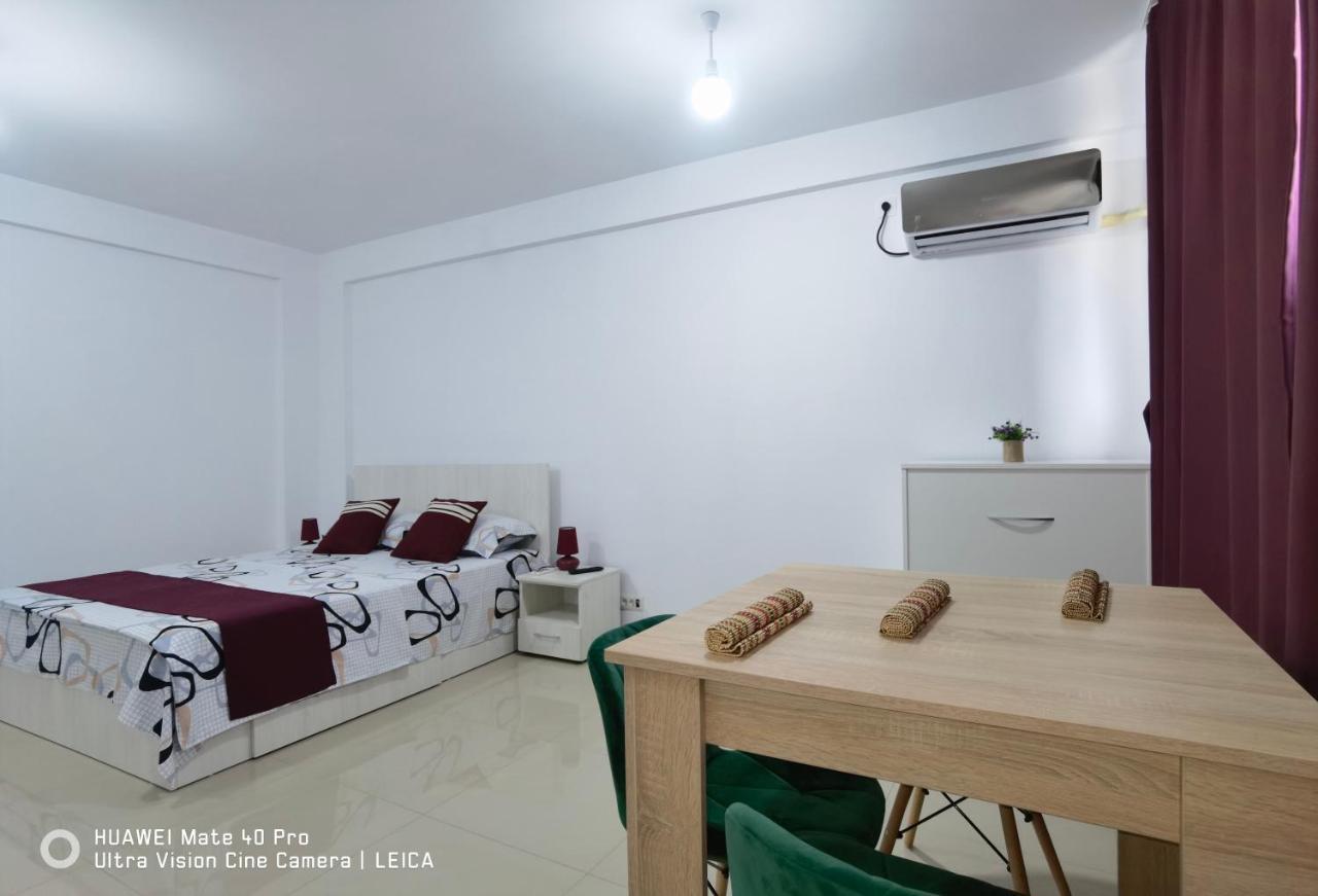Appartamento Garsoniera De La Mare Mangalia Esterno foto