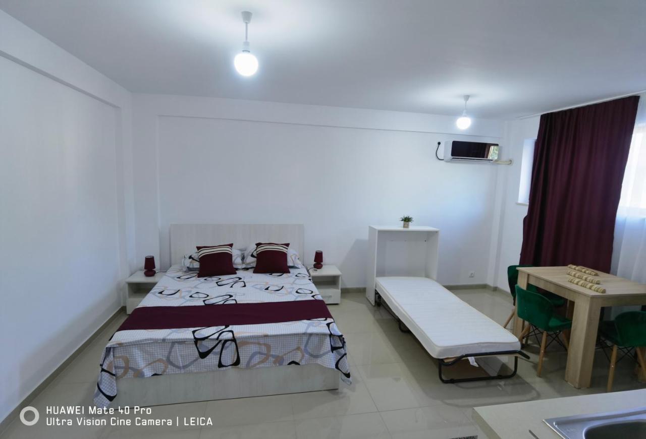 Appartamento Garsoniera De La Mare Mangalia Esterno foto