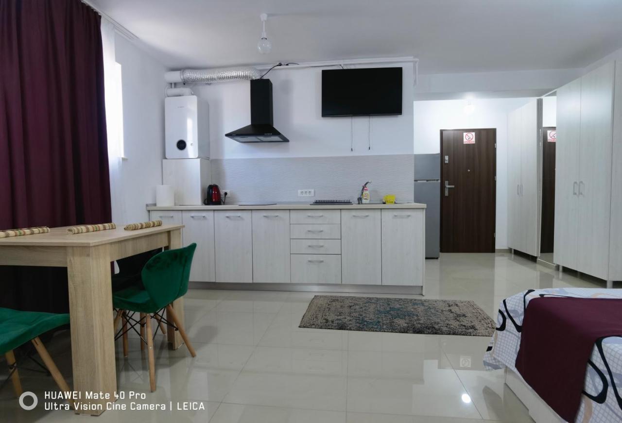 Appartamento Garsoniera De La Mare Mangalia Esterno foto